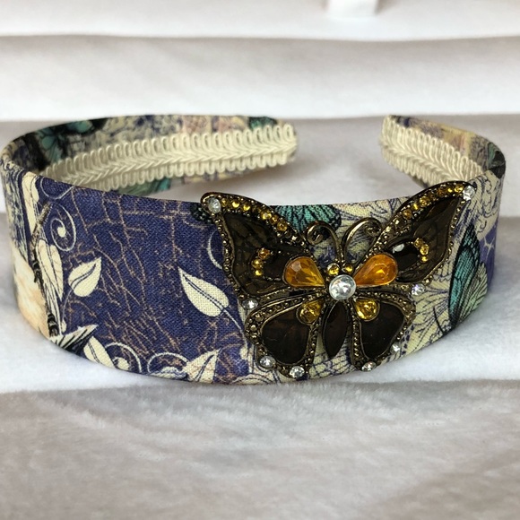 Handmade Headband 🦋 - Picture 5 of 7